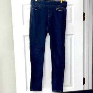 Tommy Hilfiger Women's Navy Skinny Jeans